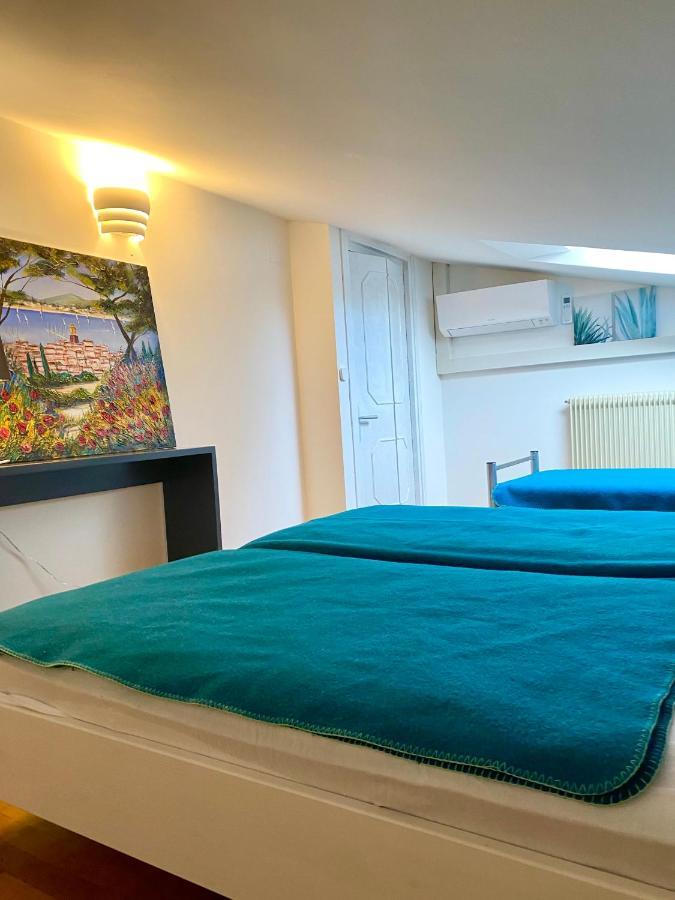 Apartment Mit Meerblick Am Costa Azzura *